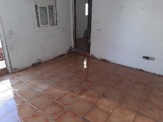 17886-0001 13