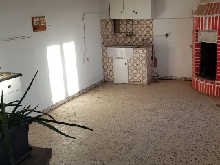 00573-0001 7