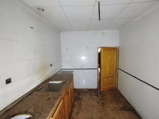 00857-0001 21