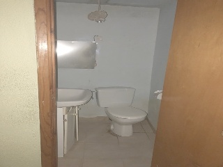 00221-0001 16