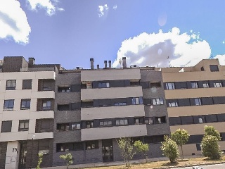 14347-0001 4