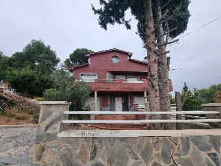 Chalet en Sant Llorenç Savall 39