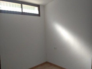 02239-0001 15