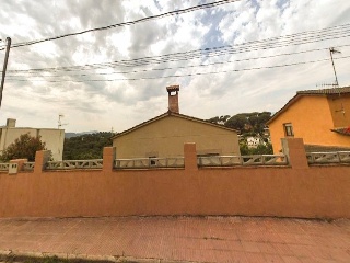 18258-0001 22