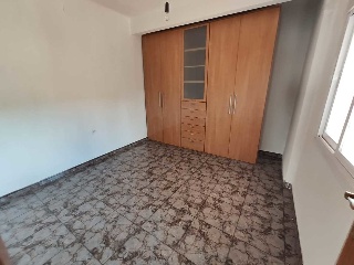 08335-0001 27