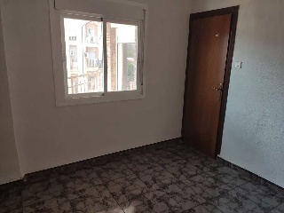 08335-0001 28