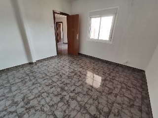 08335-0001 29