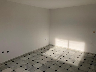08338-0001 21
