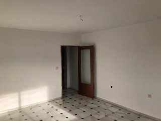 08338-0001 22