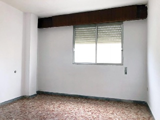 08352-0001 18
