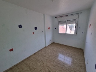 01590-0001 32