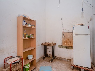 01596-0001 9