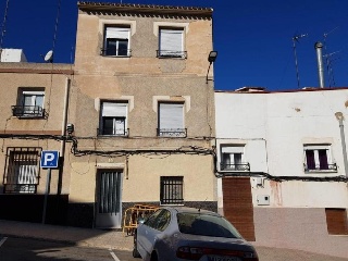 19143-0001 6