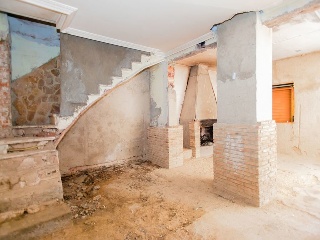 18639-0001 14