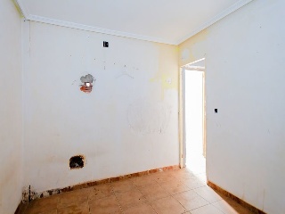 18639-0001 18