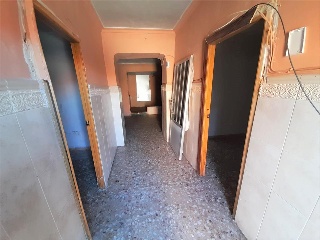 18640-0001 18