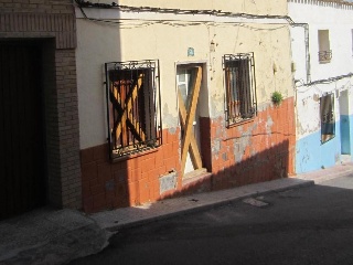 18669-0001 7