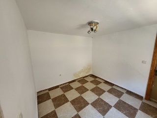 19578-0001 16