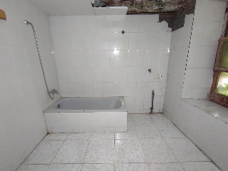 19589-0001 53