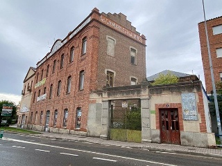 19528-0001 16