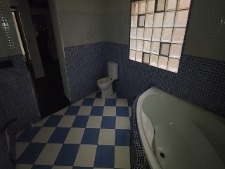 10063-0001 32