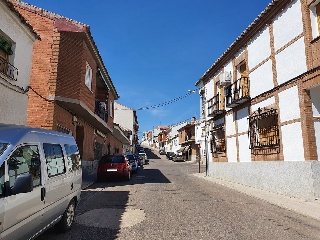 02773-0001 9