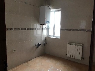 00841-0001 12