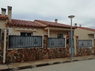 Chalet pareado en C/ Fresno 29