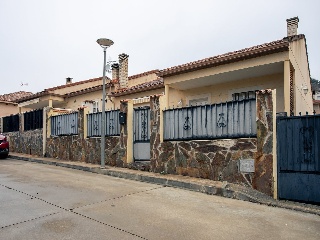 Chalet pareado en C/ Fresno 44
