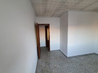 00868-0001 23