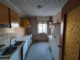 00868-0001 29
