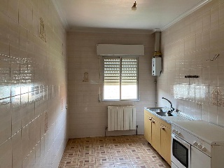 01593-0001 11