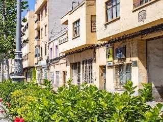 00815-0001 27