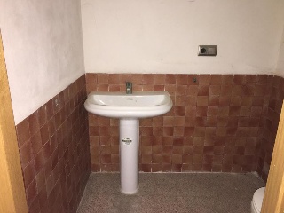 10805-0001 16