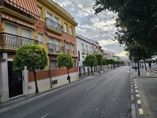Piso en Pza. de la Barrera, Lucena ( Córdoba) 25