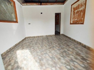 01571-0001 18