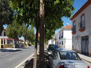 Local comercial en C/ Baltasar Gracián, La Carlota - Córdoba - 30