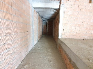 Local comercial en C/ Baltasar Gracián, La Carlota - Córdoba - 32