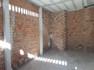 Local comercial en C/ Baltasar Gracián, La Carlota - Córdoba - 33