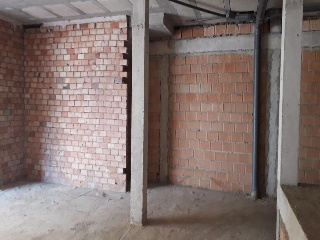 Local comercial en C/ Baltasar Gracián, La Carlota - Córdoba - 46