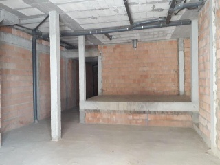 Local comercial en C/ Baltasar Gracián, La Carlota - Córdoba - 47