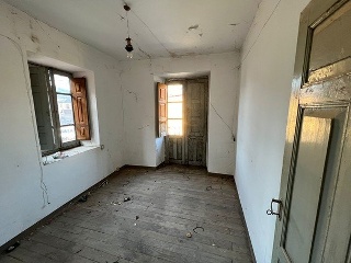 02890-0001 19