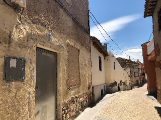 02299-0001 8