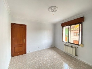 00739-0001 26