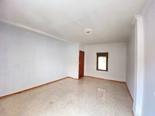 00739-0001 27