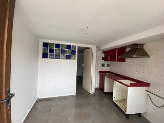 00739-0001 32