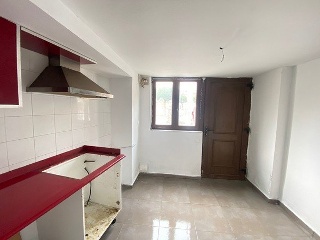 00739-0001 33