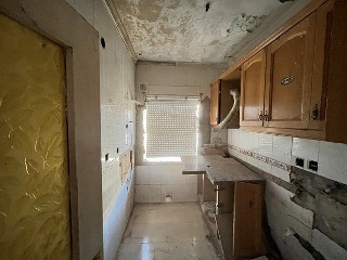 12165-0001 21