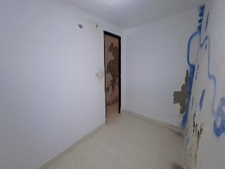 02458-0001 25