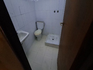 02458-0001 29